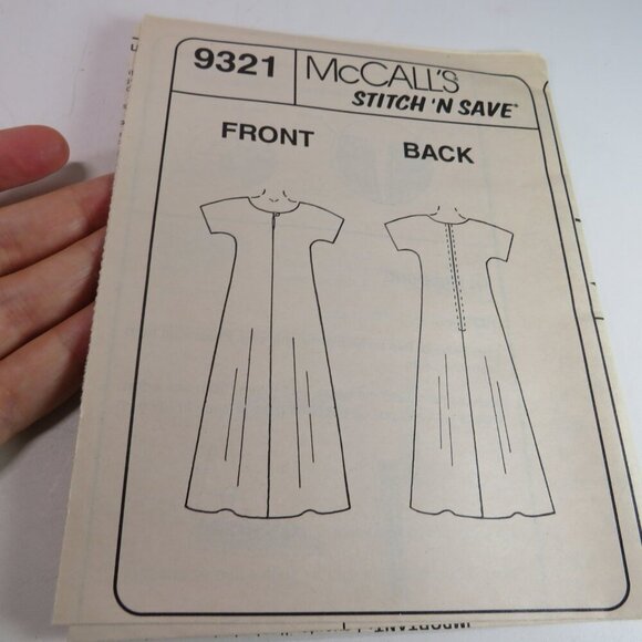 McCall's 9321 sewing pattern UNCUT EASY dress - Picture 5 of 7